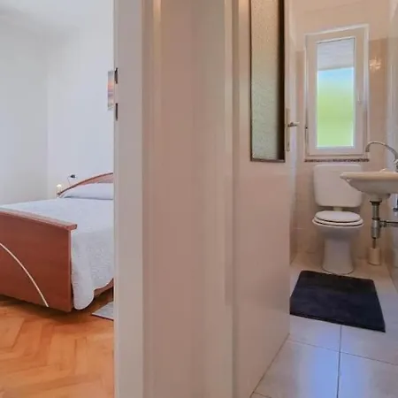 App Racy Apartment *